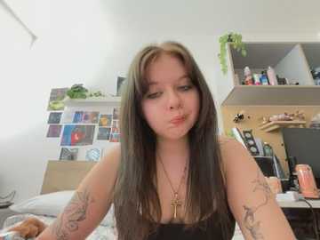 lyra_rainx free recording from 2026-04-16 00:02:00