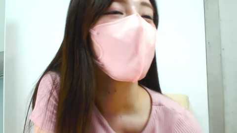 nana_7 free recording from 2025-04-12 10:11:00