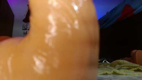 fox_roxxan free recording from 2025-12-15 04:04:00