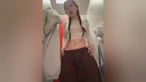 froggyanna free recording from 2025-12-16 00:15:00