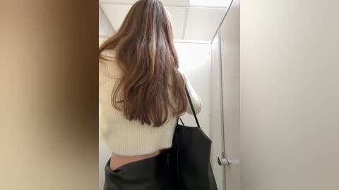 mariid free recording from 2025-12-15 00:12:00