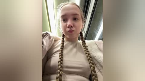 bambi_lu free recording from 2025-12-14 00:27:00