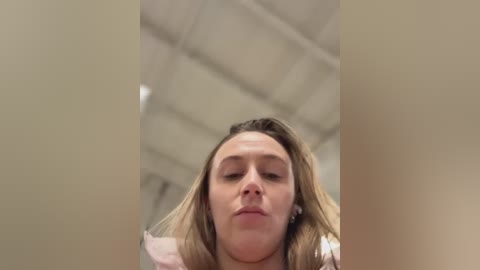 lunagirl13 free recording from 2025-12-18 00:13:00