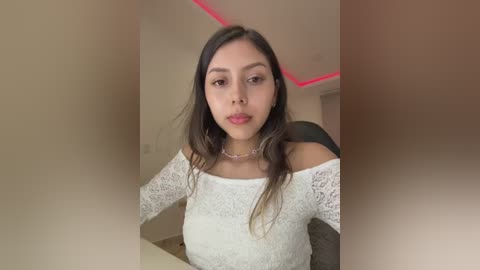 missbecka_ free recording from 2025-12-14 01:04:00