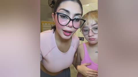 zui_lu free recording from 2025-12-15 00:12:00