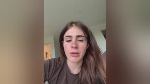 aus_queen free recording from 2025-12-16 00:14:00