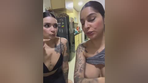 charlotte_stevenss_ free recording from 2025-12-15 00:12:00