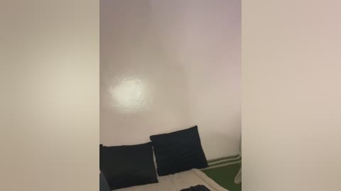 jumanaa free recording from 2025-12-15 00:12:00