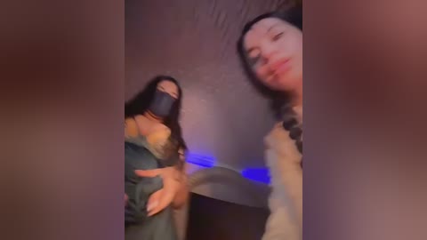 orla86 free recording from 2025-12-15 00:12:00