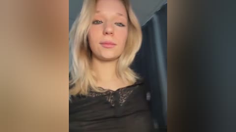 rolldolls free recording from 2025-12-17 00:56:00