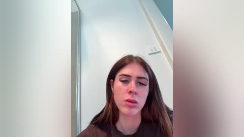 aus_queen free recording from 2025-12-16 00:15:00