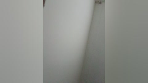 msparissmith free recording from 2025-12-17 00:56:00