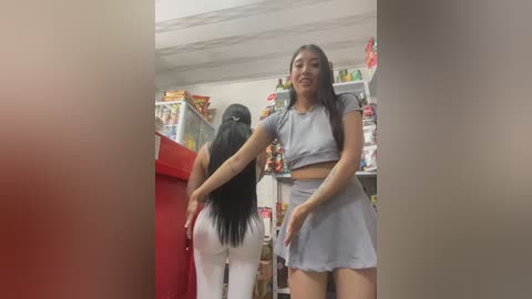 sara_fun free recording from 2025-12-18 00:13:00