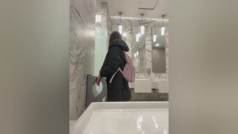 isabella21_ free recording from 2026-02-12 00:50:00