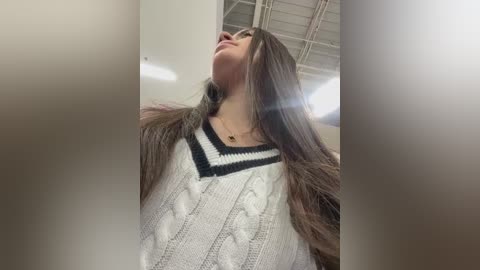 isabella21_ free recording from 2026-02-12 00:50:00