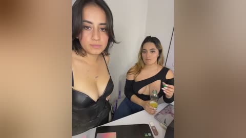 antonella_julieta free recording from 2026-02-12 00:50:00