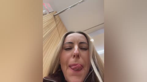 emasalis free recording from 2026-02-12 00:50:00