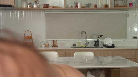 little_rina_ free recording from 2026-02-13 00:28:00