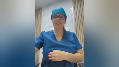 alicee16 free recording from 2026-02-13 00:41:00